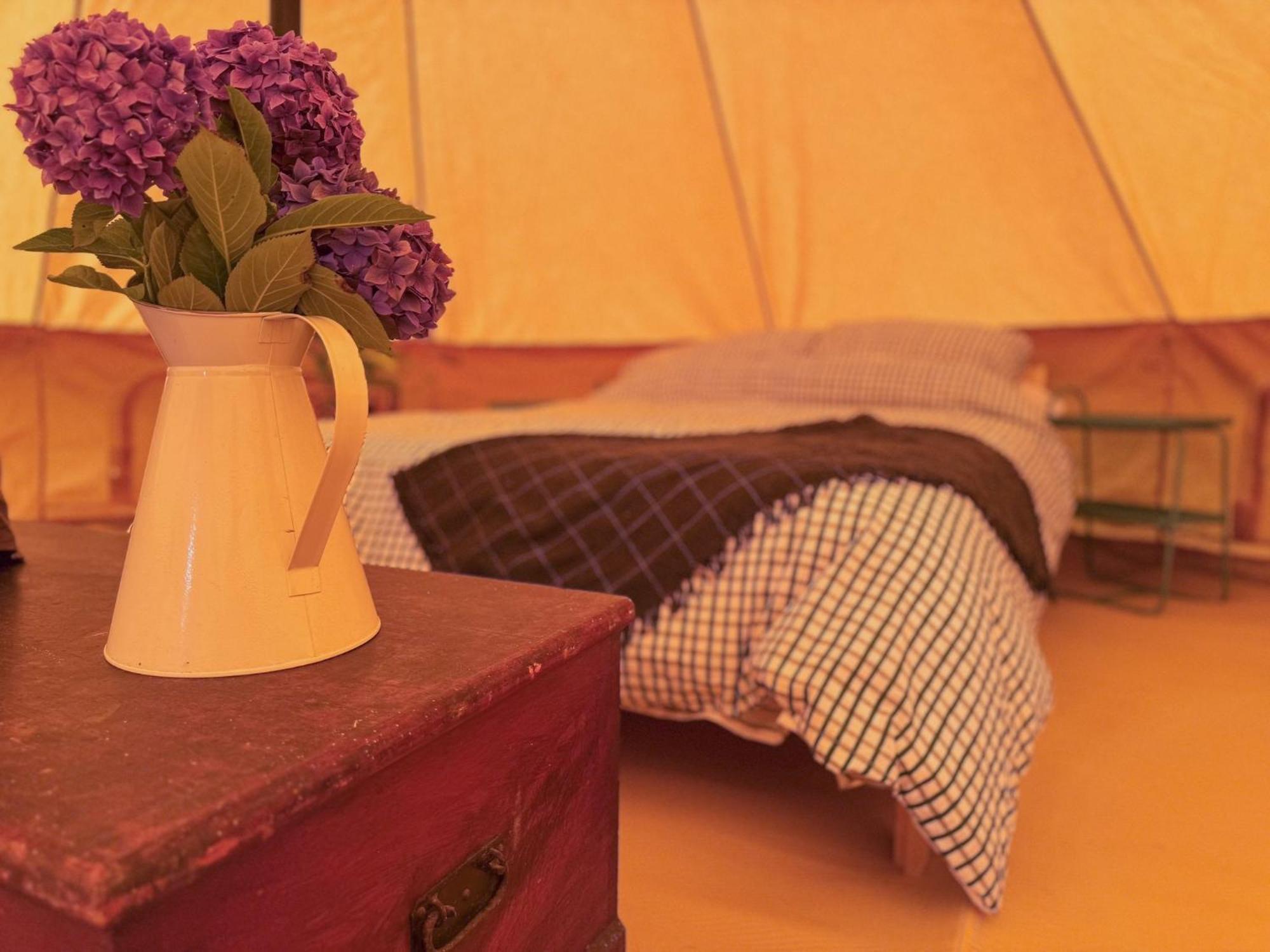 Fully Furnished Bell Tent 3 Carlyon Bay Exterior foto